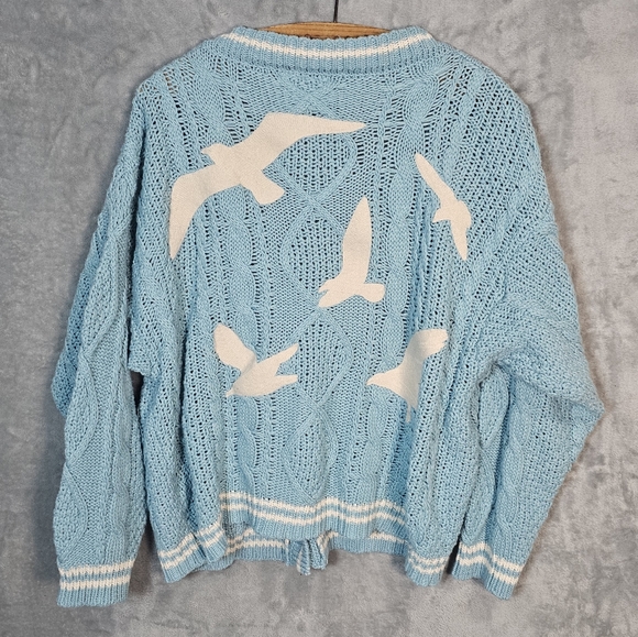 Taylor Swift Purple and Blue Cardigans - Picture 8 of 13